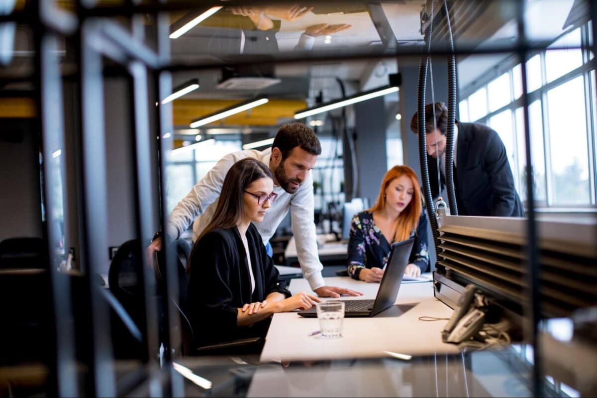 people discussing crm roi