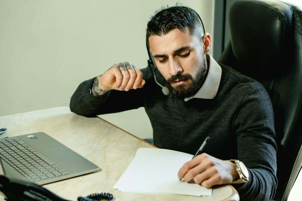 why contact centers are turning to crm